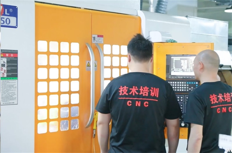 CNC电脑锣操机就业班课程